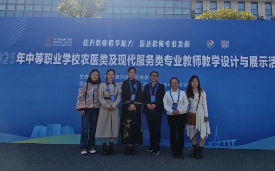 1763461083619465.jpg ScreenShot_2025-11-18_181741_346.jpg