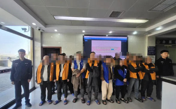 1765523099345634.jpg ScreenShot_2025-12-12_150408_158.jpg